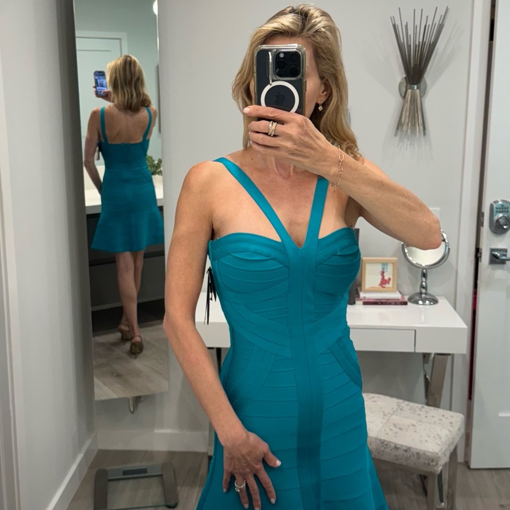 Designer dress - Picture 2 of 8